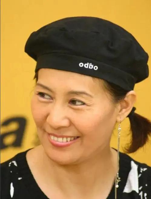 演员黄杨:经典小品女演员都去哪了？有的离世，有的模样大变，有的飞黄腾达