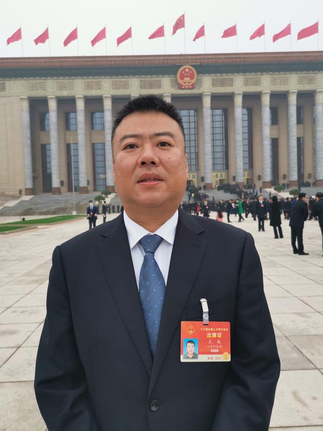 镇江水轮式洗砂机的简单介绍