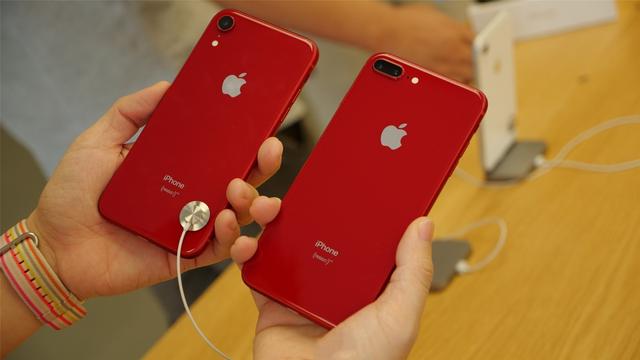 “乞丐版”iPhone退场，128G降3100元，幸福来得很快