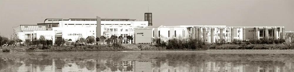 湖北省政府扶持工程美术展