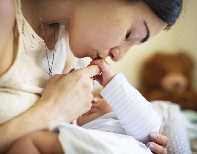 孕妇在剖腹产术后一直腰酸背痛，真的是打麻醉造成的吗？