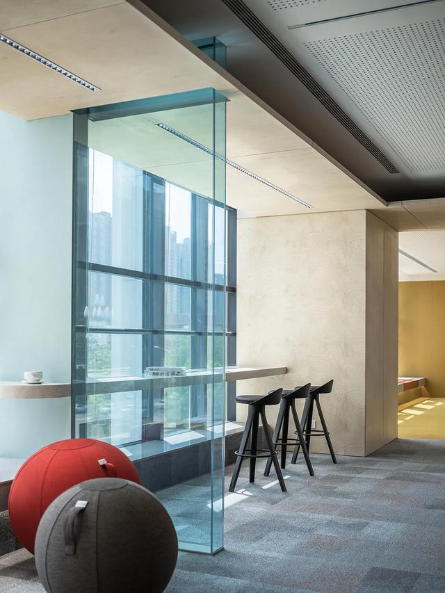 建筑工程宣传颜色的搭配展图