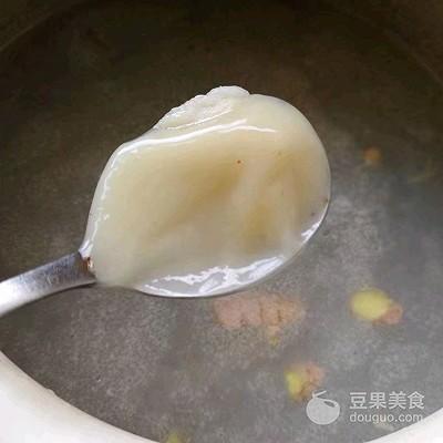 河蚌豆腐汤的做法