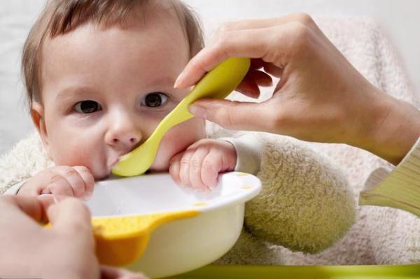 6个月宝宝吃什么辅食？