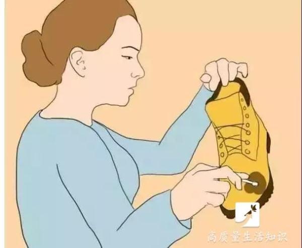 怎么把鞋子洗干净	