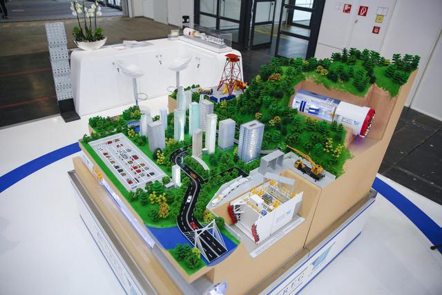 大型工程机械宝马展图片