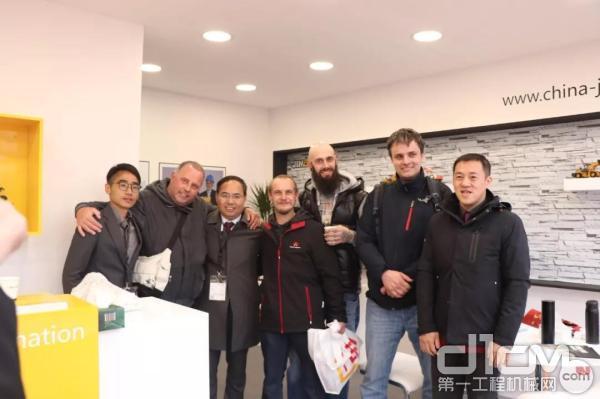 潍柴工程宝马展