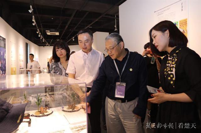 武汉设计工程学院毕设作品展