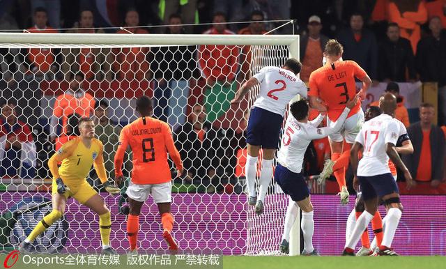 歐國聯德里赫特頭槌破門 荷蘭3：1逆轉勝英格蘭進決賽