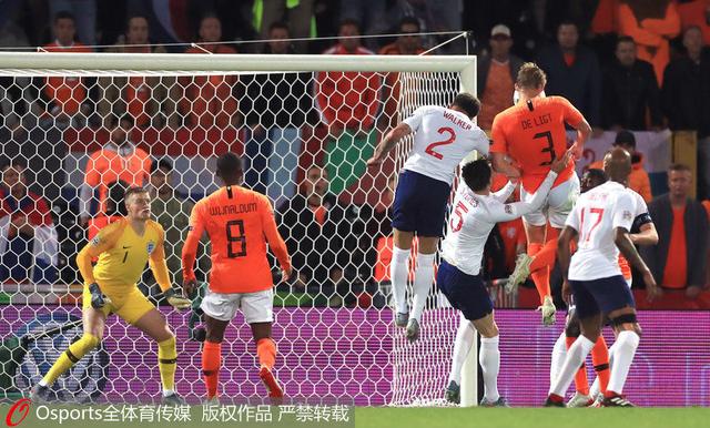 歐國聯德里赫特頭槌破門 荷蘭3:1逆轉勝英格蘭進決賽