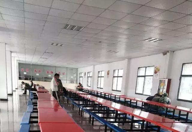 军事化管理的初中(军事化管理的初中学校)(图21)