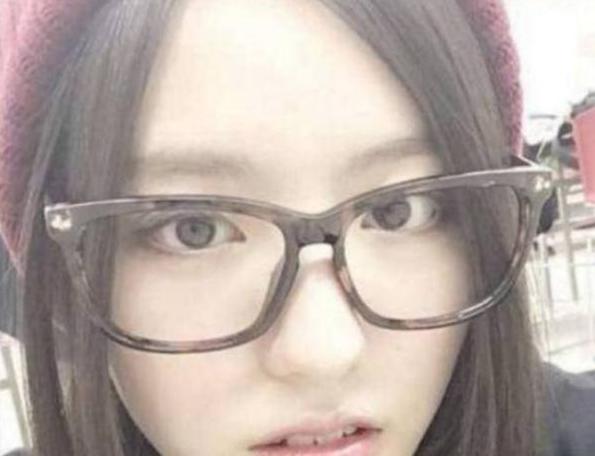 日本女高中生示范逆天化妆术，3个小时后，奇迹就要发生了