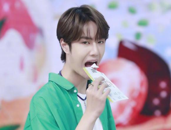 「最新进展」胡一天的身高是多少米（刘宇宁和胡一天比身高）