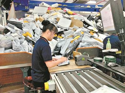 东莞市进出口总额「东莞的经济排名」
