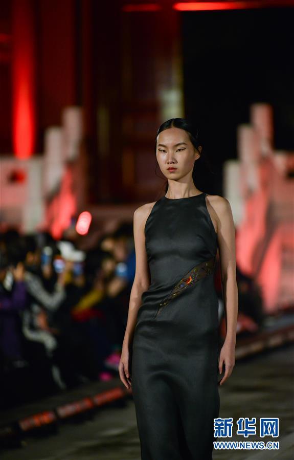 李薇女心理师莫宇结局