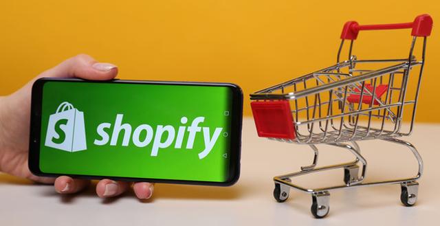 shopify平台运营新人「shopify入驻条件费用」