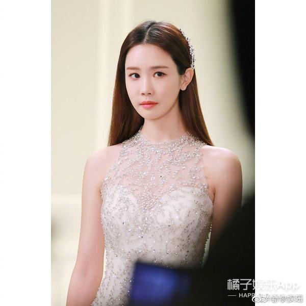 朴敏英图片:朴敏英大方承认整容，13年来完全不见手术后遗症，这张生图绝了