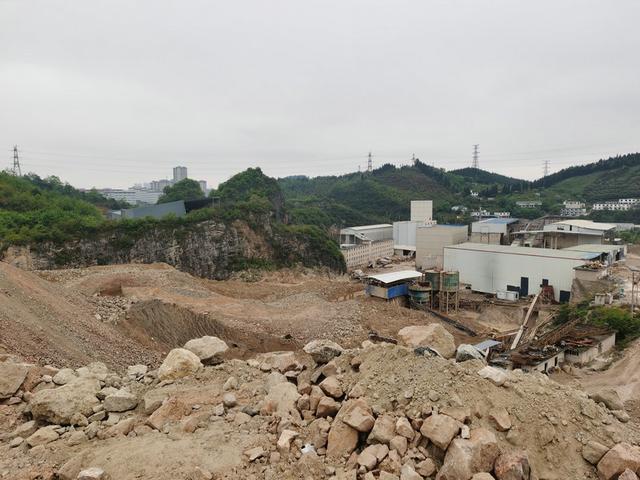 贵阳冲击式破碎机的简单介绍