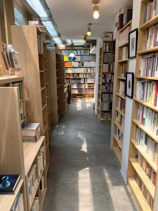 如何经营书店，读本屋，一家小书店的经营之道