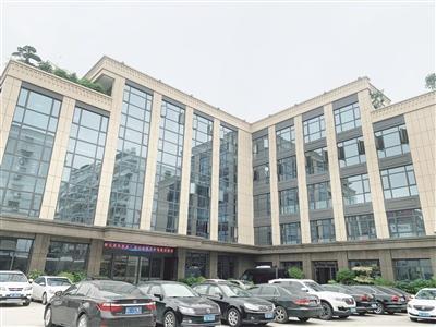 北白象引领数控产业园机械展