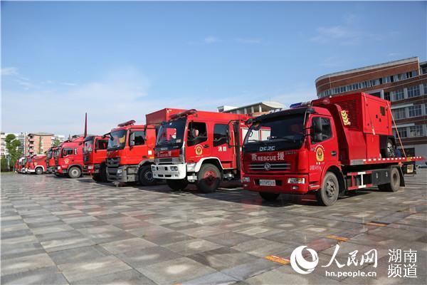 砂石装袋机模块消防车
