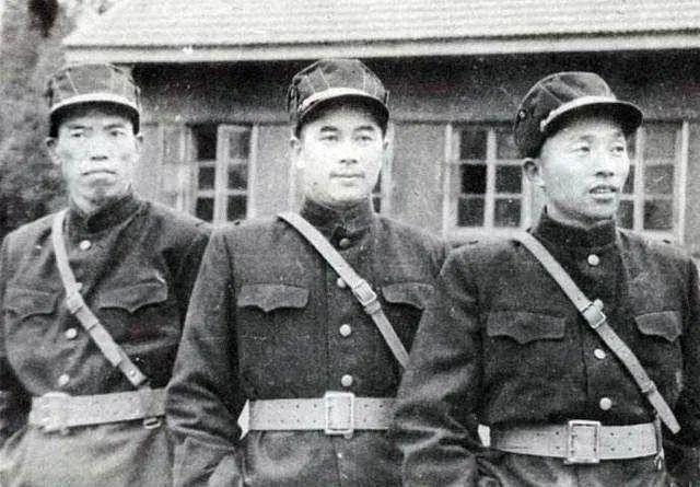 入朝的中国人民志愿军部队（朝鲜人看到中国人）
