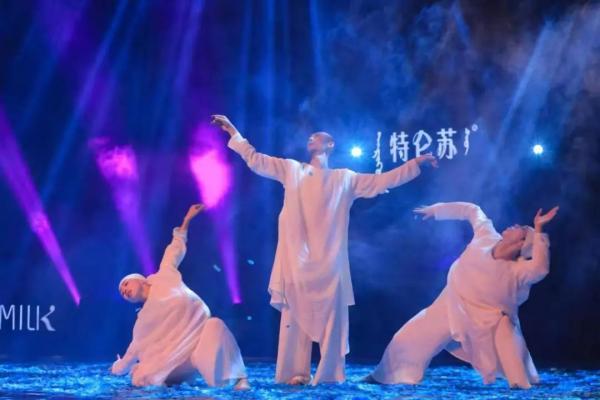 张艺兴最近一档跳舞的综艺节目_张艺兴参加的跳舞的综艺节目