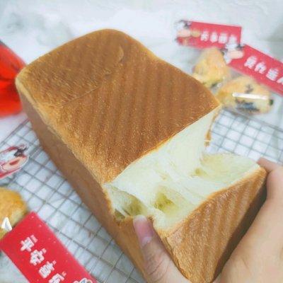 几块钱做一道软到不行的淡奶油吐司，竟比外卖还好吃