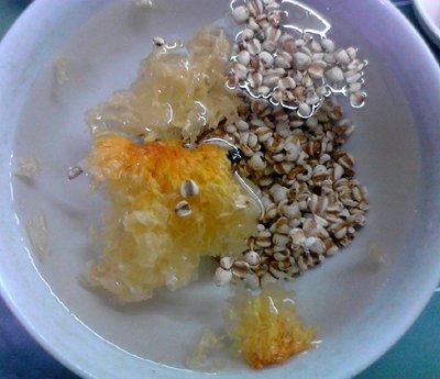 新鲜百合煮什么汤 鲜百合跟什么煲汤好