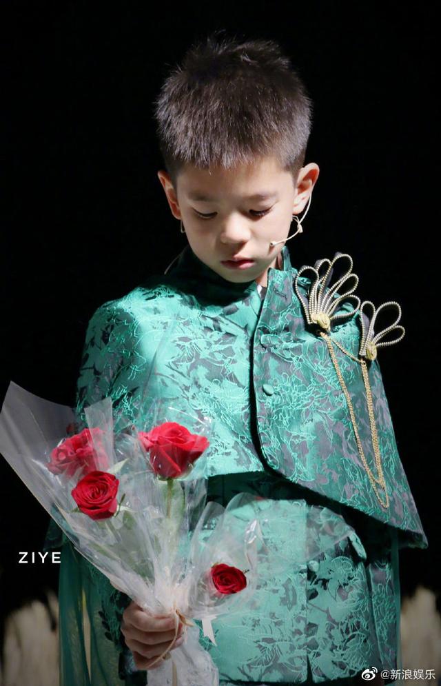 「记者爆料」嗯哼妈妈(嗯哼妈妈霍思燕)