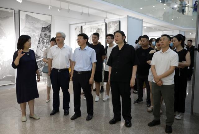 西安工程大学毕业展