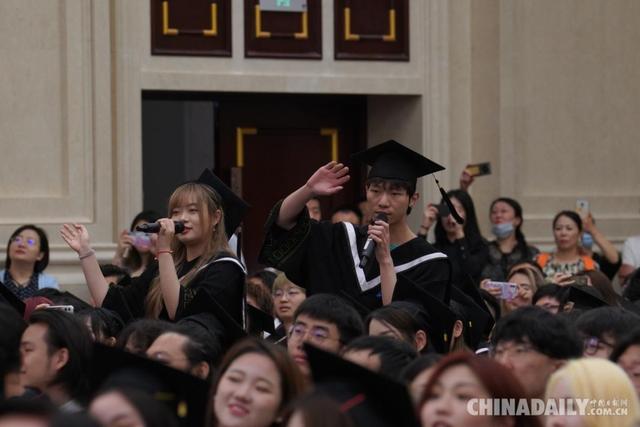 毕业季活动，北京电影学院现代创意媒体学院表演系？