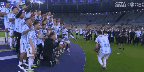 阿根廷夺冠完整版回放（梅西终于在国际大赛夺冠了）(4)
