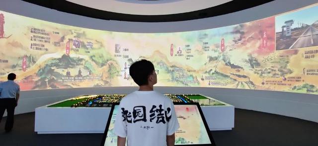 记录小康工程山洞主题展网上展厅