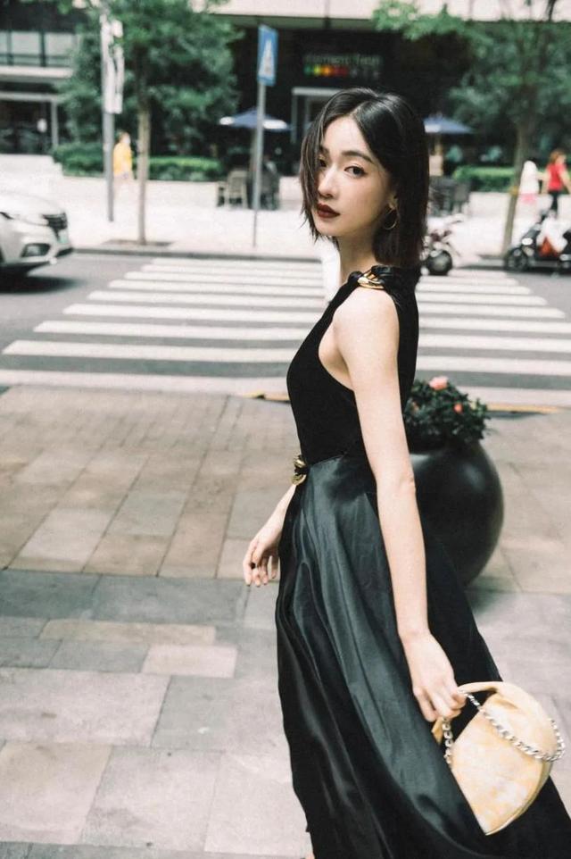 ���̷�����(Ů�������Ƽ��̷����еķ����е���Ŀ���ص㶼��������)