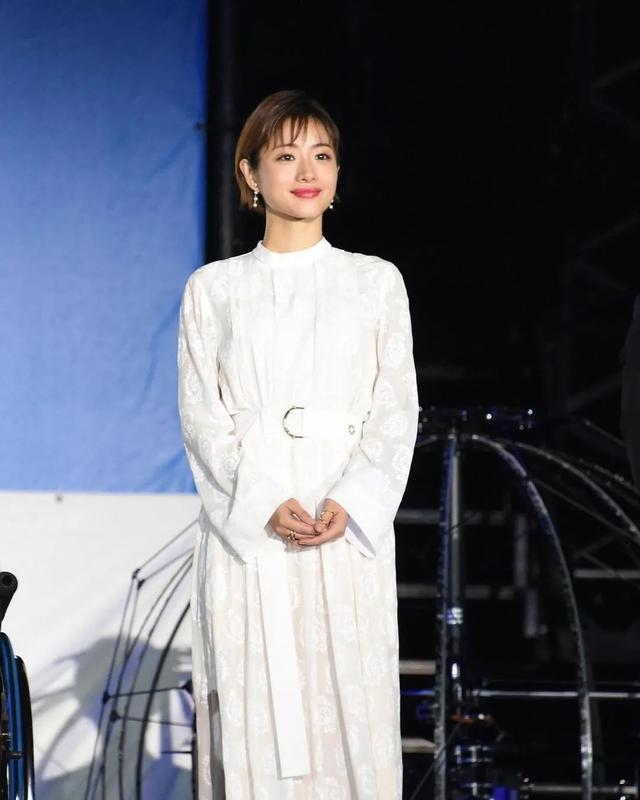 ���̷�����(Ů�������Ƽ��̷����еķ����е���Ŀ���ص㶼��������)