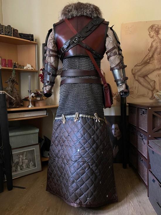 巫师3熊学派套装在哪里(巫师三学派套装位置)|红警乐园