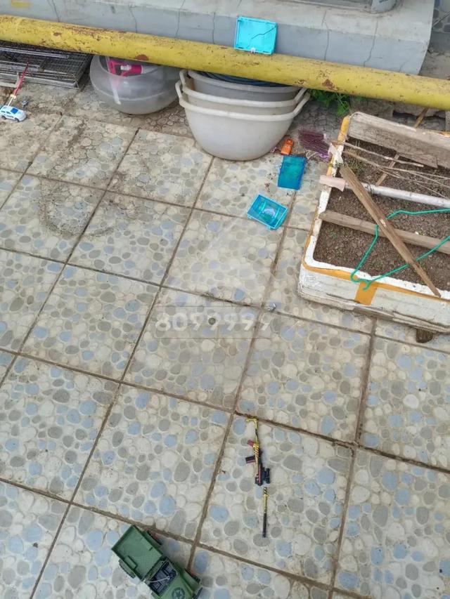 工程车高空展臂控制操作视频