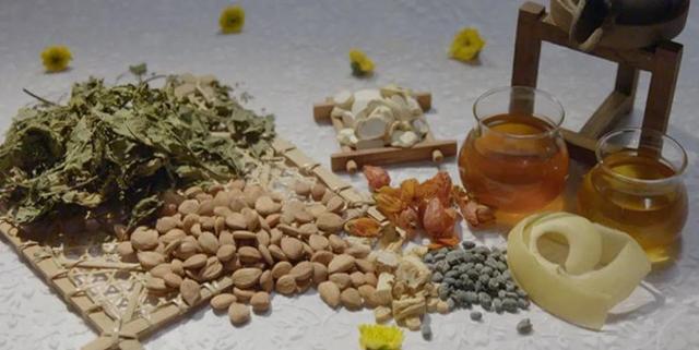 咳咳咳……又到一年秋燥时，秋燥分两种，进补不对等于白补，专家发来养生秘籍