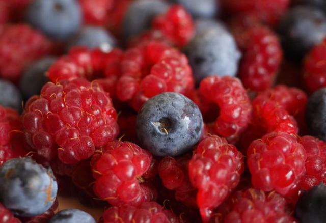 除了母乳，还有什么能促进孩子的大脑发育？