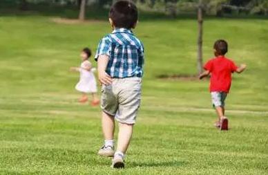 儿童发育迟缓的表现有哪些呢？如何预防发育迟缓呢？