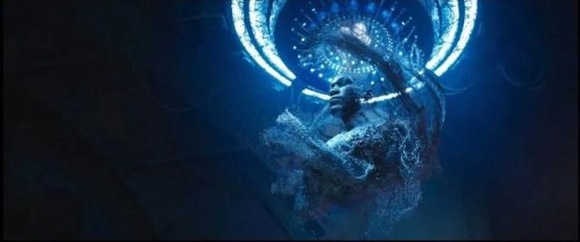 《黑客帝国4》制作了18万个预告片版本，究竟是怎么回事？