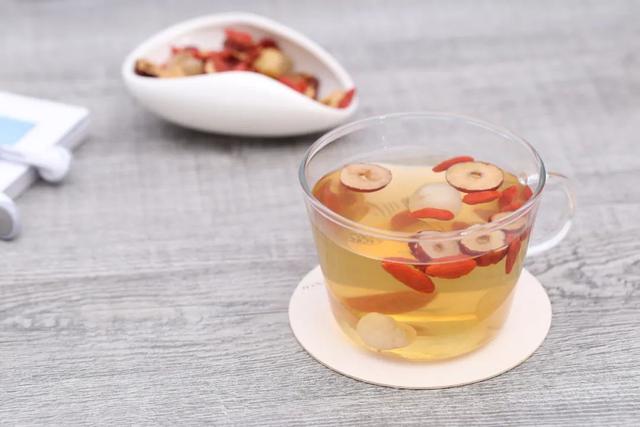 秋季养肺，推荐五个小技巧五款茶