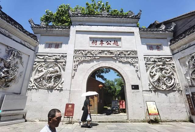 毕节鹅卵石制砂机价格