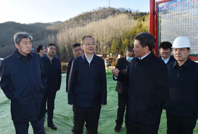 忻州碎石移动破碎机厂家