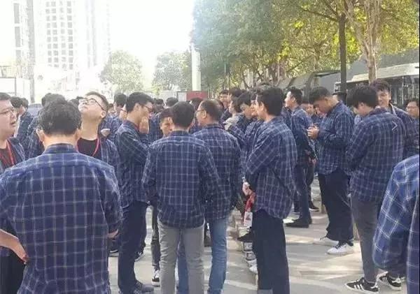 「1024程序员节调查报告」这群IT人有点东西哟