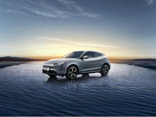 华为 HiCar加持赛力斯智选SF5 成为你的移动智慧管家