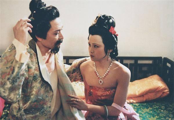 贾珍为什么讨厌他儿子「秦可卿是谁老婆」