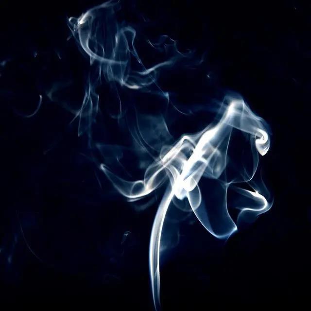 1岁宝宝总“摸头”，妈妈发觉不对劲去医院，医生：幸亏来医院了