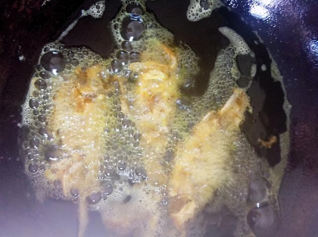 炸鱼炸肉用什么粉 炸肉用的是什么面粉